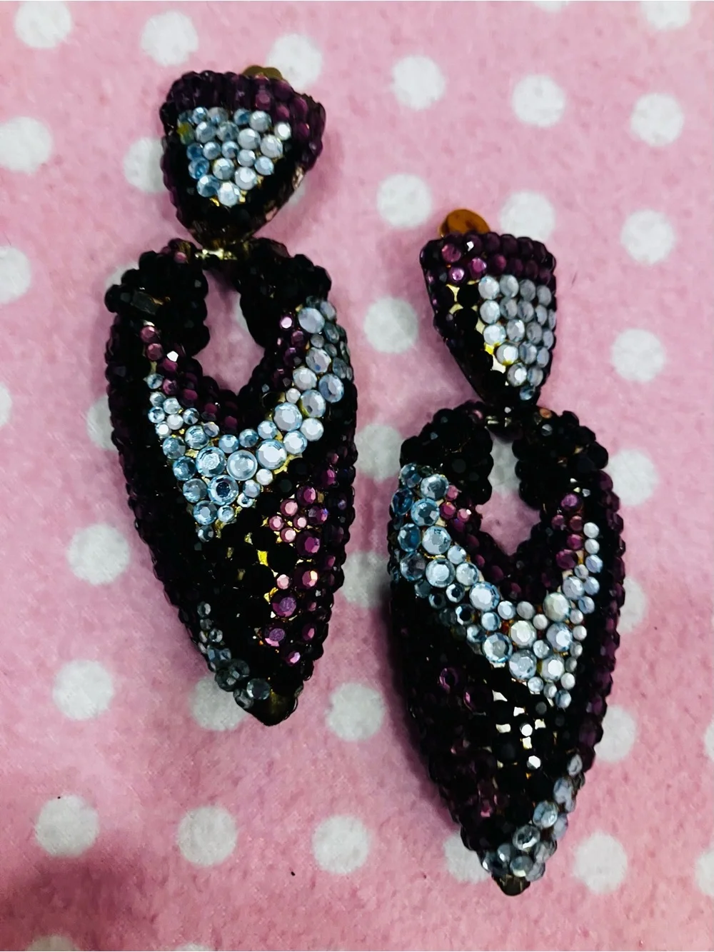 Vintage Beaded Clip-on Earrings.